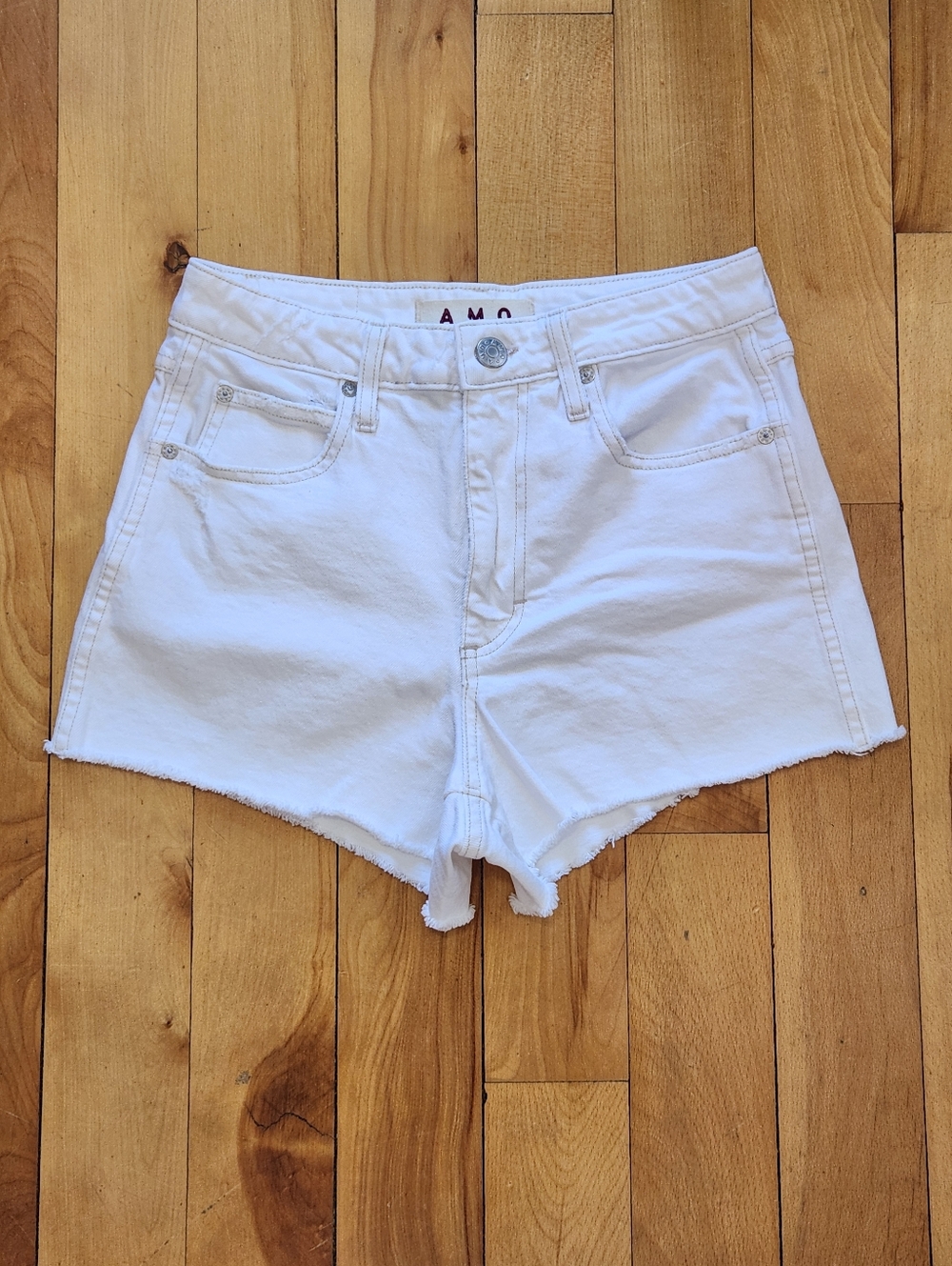 AMO Tomboy Denim Shorts in White Sands - 26